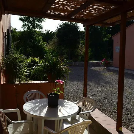 Quintavalle Magazzini (Tuscany)