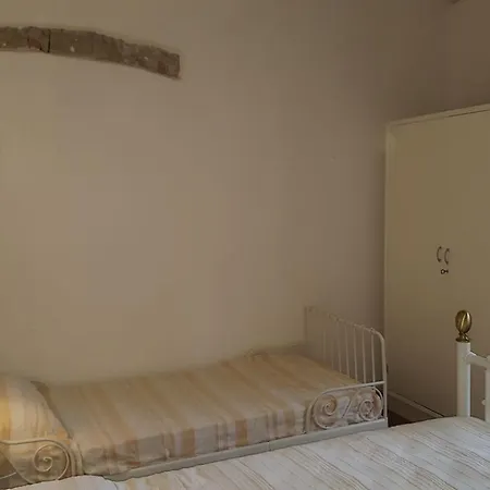 Quintavalle * Magazzini (Tuscany)